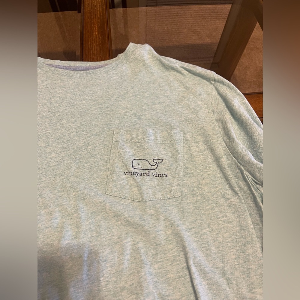 XL Long Sleeve Vineyard Vines T-Shirt